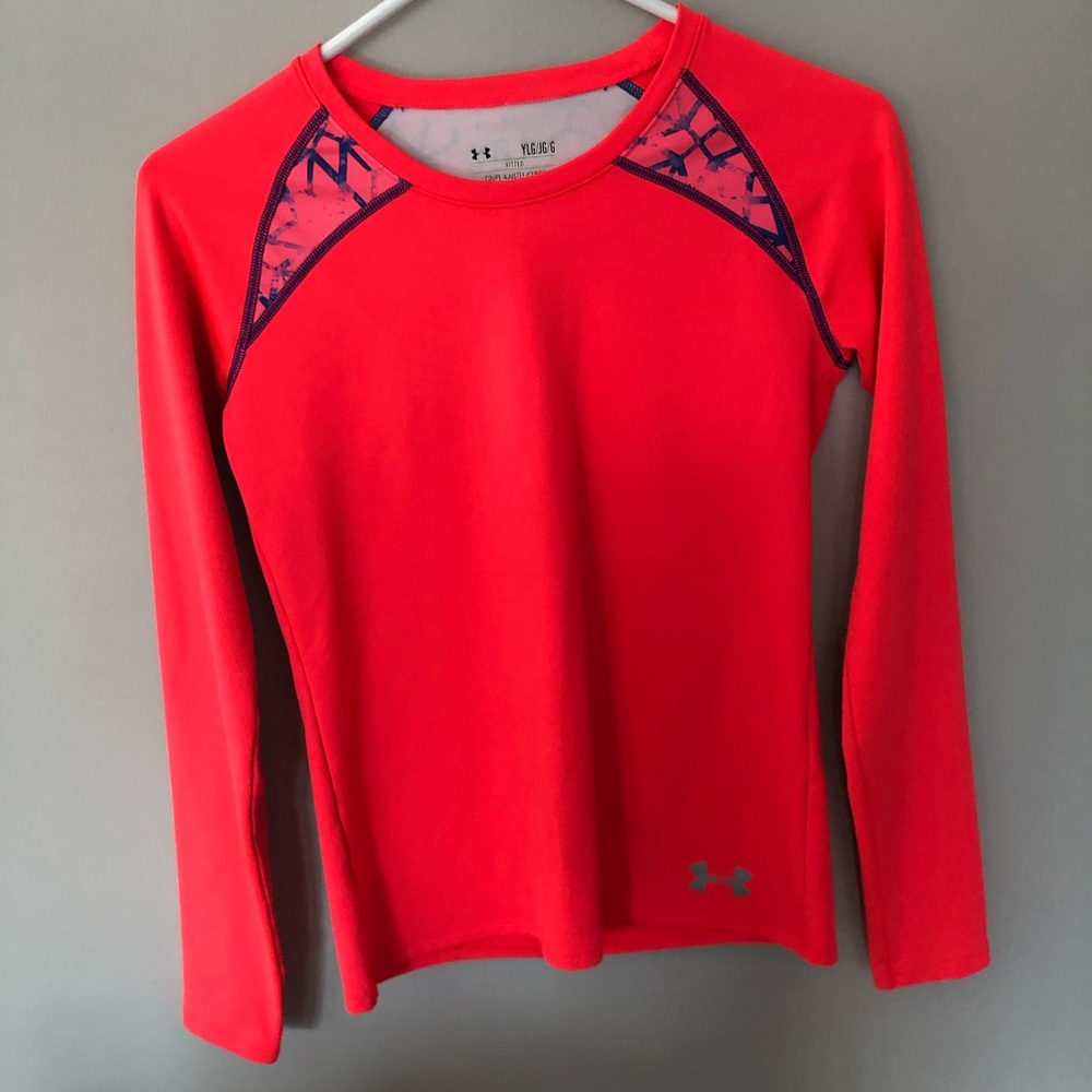 Hot pink under Armour long sleeve